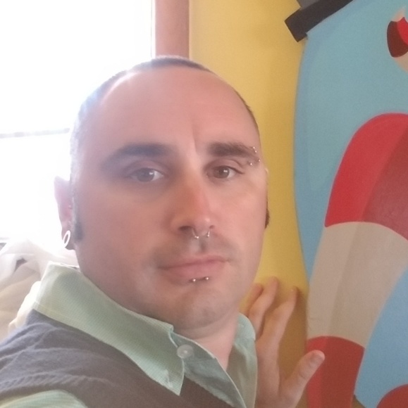 I'm Richard nice to meet you! - Picture 3 of 6